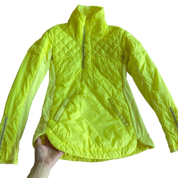 SOLD 🔴 Lululemon What The Fluff Pullover size 6 Clarity Yellow Jacket 1/2 Zip - Picture 5 of 16
